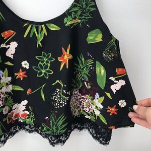 Tropical Floral Crop Tank Top Lace Detail